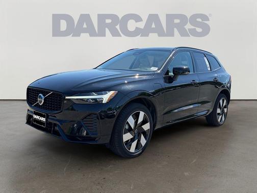 Onyx Black Metallic 2025 Volvo XC60 Plug-In Hybrid T8 Plus