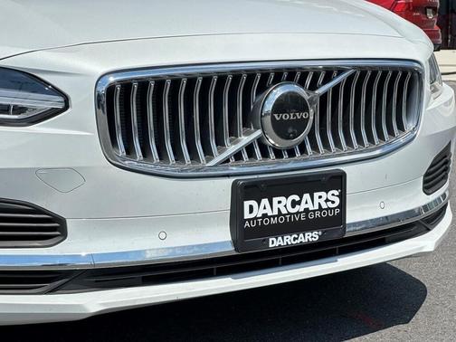2024 Volvo S90 Recharge Plug-In Hybrid T8 Ultimate