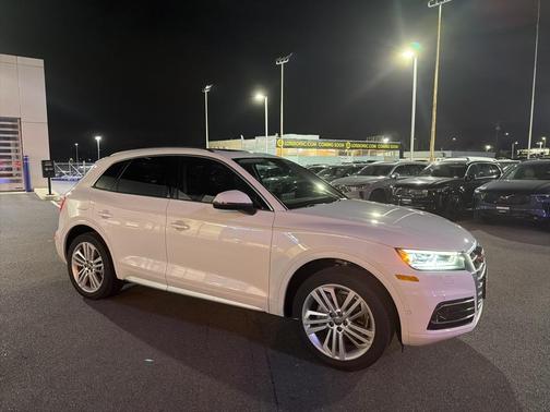 2019 Audi Q5 2.0T Prestige
