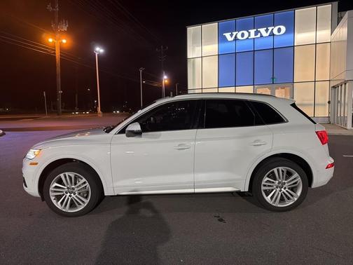 2019 Audi Q5 2.0T Prestige