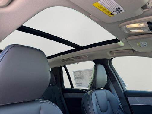 2026 Volvo XC90 B6 Ultra 7-Seater