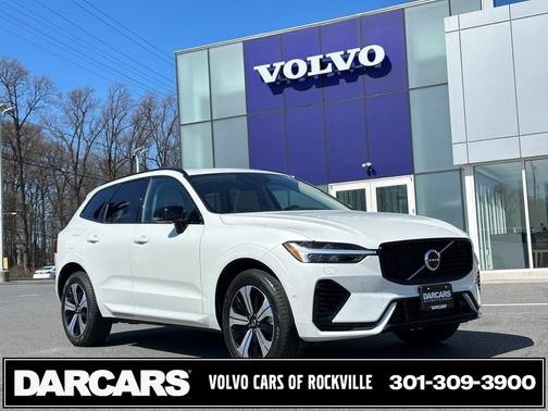 2024 Volvo XC60 Recharge Plug-In Hybrid T8 Plus Dark Theme