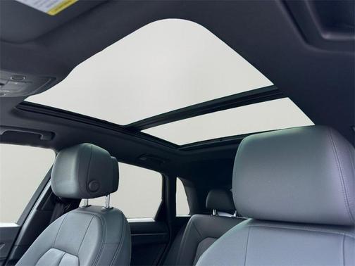 2021 Audi Q3 45 S line Premium