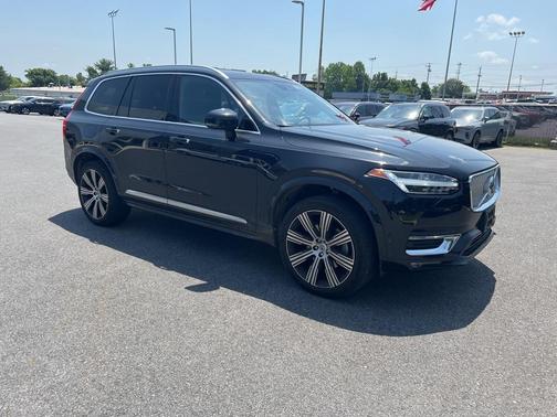 2022 Volvo XC90 T6 Inscription 7 Passenger