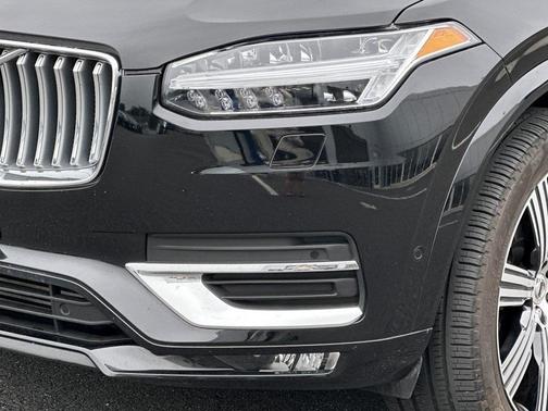 2022 Volvo XC90 T6 Inscription 7 Passenger