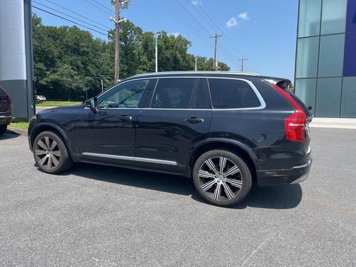 2022 Volvo XC90 T6 Inscription 7 Passenger