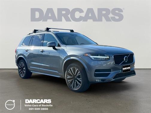 2017 Volvo XC90 T6 Momentum