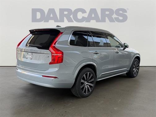 2025 Volvo XC90 B6 Plus 7-Seater