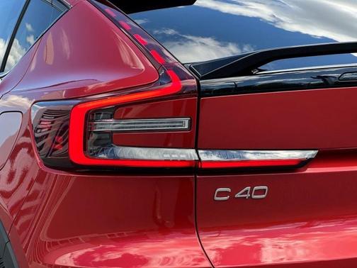 2023 Volvo C40 Recharge Pure Electric Twin Ultimate