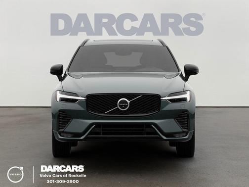 Forest Green 2026 Volvo XC60 B5 Plus
