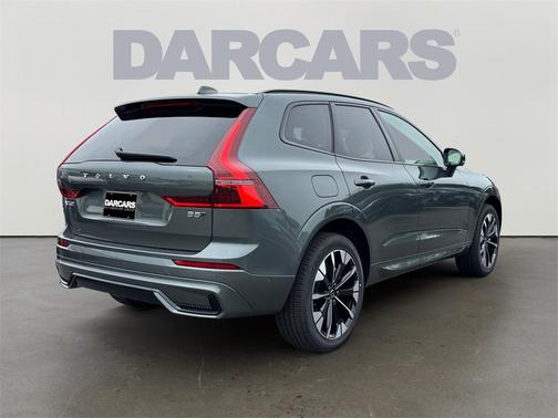 2026 Volvo XC60 B5 Ultra