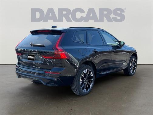 2026 Volvo XC60 B5 Plus