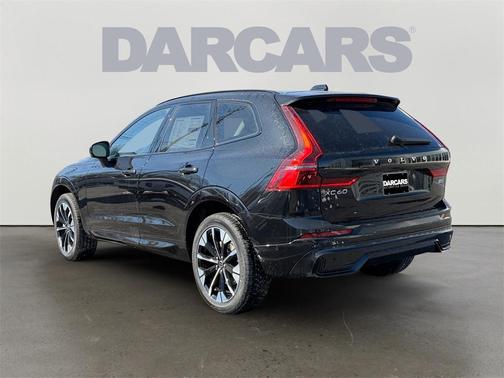 2026 Volvo XC60 B5 Plus