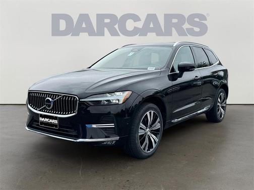 2023 Volvo XC60 B5 Ultimate Bright Theme