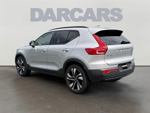 Silver 2023 Volvo XC40 B5 Ultimate Dark Theme