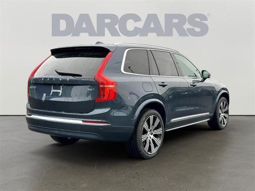 2025 Volvo XC90 B6 Plus 7-Seater