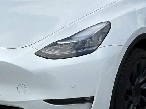 2021 Tesla Model Y Standard Range