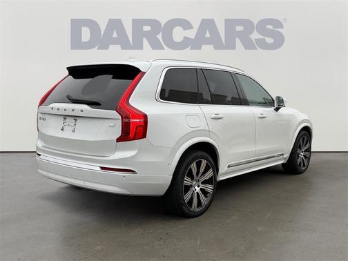 2023 Volvo XC90 Recharge Plug-In Hybrid T8 Ultimate Bright Theme 7-Seater