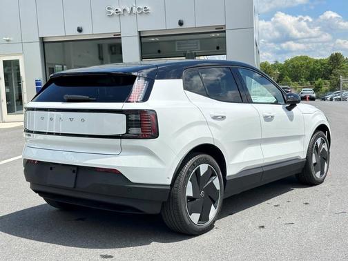 2025 Volvo EX30 Twin Motor Ultra