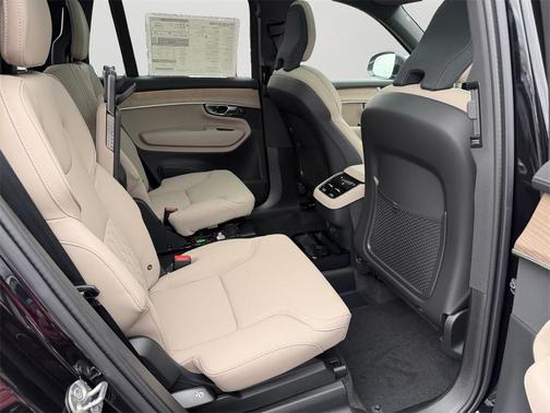2026 Volvo XC90 B6 Plus 6-Seater