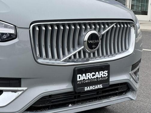 2025 Volvo XC90 Plug-In Hybrid T8 Plus 7-Seater