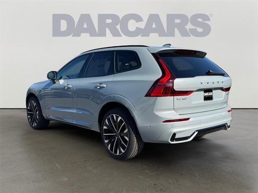 2026 Volvo XC60 B5 Ultra