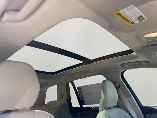 Crystal White Pearl 2026 Volvo XC90 B6 Ultra 7-Seater