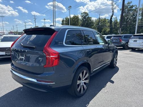 2024 Volvo XC90 B6 Ultimate Bright Theme 7-Seater