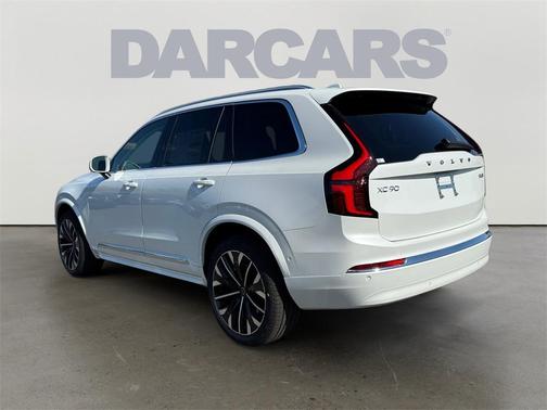 2025 Volvo XC90 B6 Plus 7-Seater