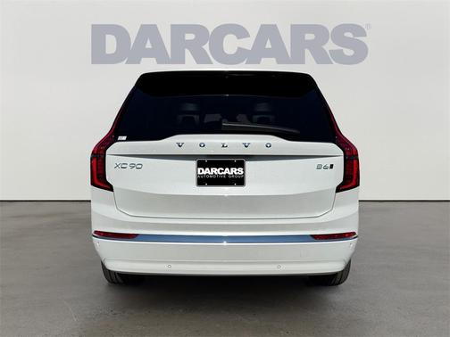 2025 Volvo XC90 B6 Plus 7-Seater
