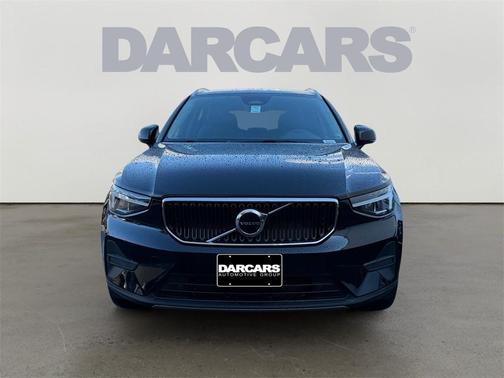 2023 Volvo XC40 B5 Core