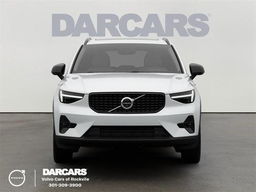 2026 Volvo XC40 B5 Ultra