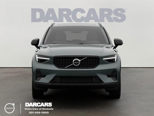 Forest Green 2026 Volvo XC40 B5 Ultra
