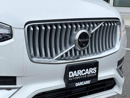 2025 Volvo XC90 Plug-In Hybrid T8 Plus 7-Seater