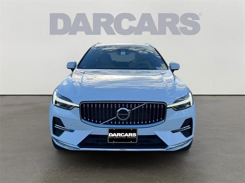 2023 Volvo XC60 B5 Ultimate Bright Theme