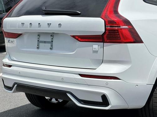 2025 Volvo XC60 Plug-In Hybrid T8 Polestar Engineered