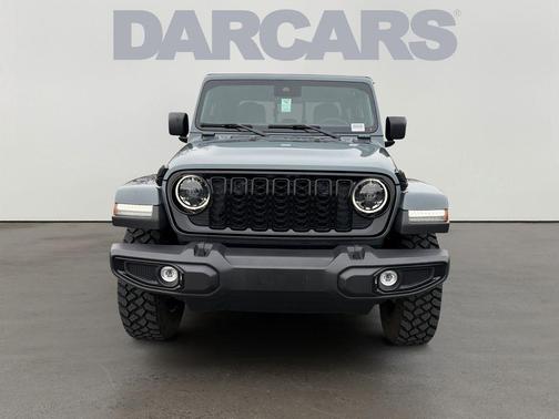 2024 Jeep Gladiator Sport