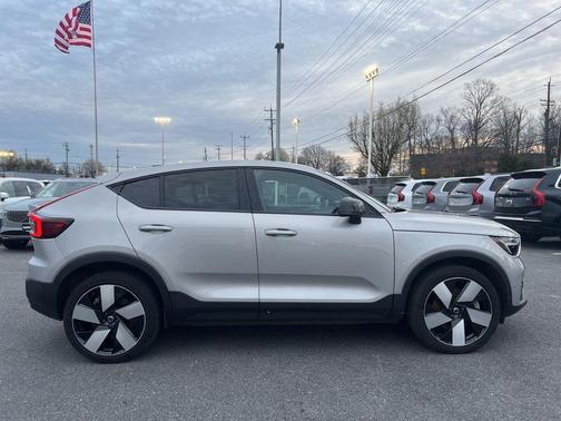 Silver 2023 Volvo C40 Recharge Pure Electric Twin Plus
