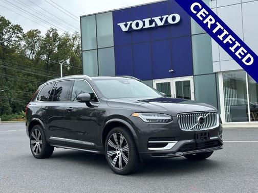 2024 Volvo XC90 Recharge Plug-In Hybrid T8 Ultimate Bright Theme 7-Seater
