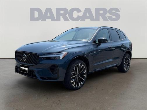 Denim Blue Metallic 2026 Volvo XC60 Plug-In Hybrid T8 Ultra