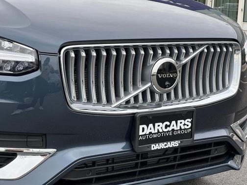 2025 Volvo XC90 B6 Plus 6-Seater