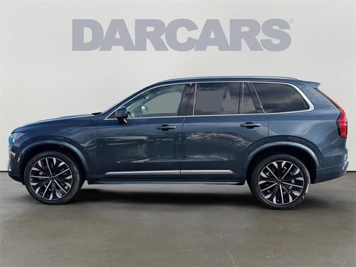 2025 Volvo XC90 B6 Plus 7-Seater