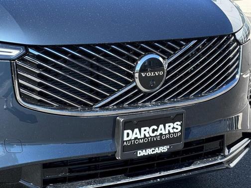 2025 Volvo XC90 B6 Plus 7-Seater