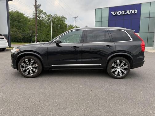 2023 Volvo XC90 B6 Ultimate 7-Seater