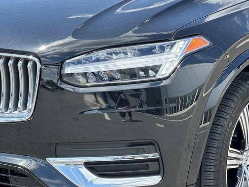 2023 Volvo XC90 B6 Ultimate 7-Seater