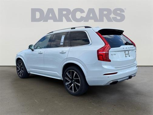 2018 Volvo XC90 Hybrid T8 Momentum