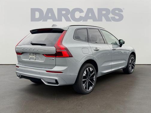 2026 Volvo XC60 Plug-In Hybrid T8 Plus