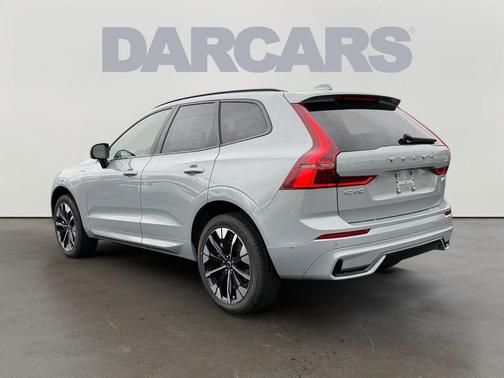 2026 Volvo XC60 Plug-In Hybrid T8 Plus