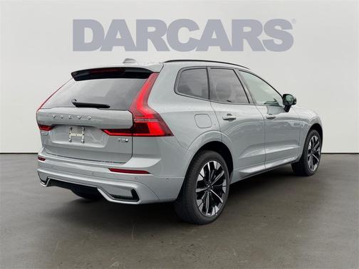 2026 Volvo XC60 Plug-In Hybrid T8 Plus