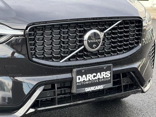 2025 Volvo XC60 B5 Ultra